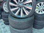 Range Rover SV original alloy wheels with tires