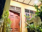 RATHMALANA 2BR UPSTAIR HOUSE FOR RENT
