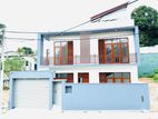 Rathmalana : 4BR (6.5P) Brand new House for Sale