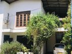 Rathmalana 75m to Galle Road, 1st Floor House For Rent