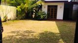Ratmalana Land with House