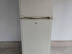 Refrigerator LG