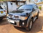 Rent a Cab Mitsubishi L200