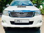 Rent a Car Double Cab Toyota Hilux