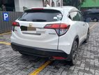 Honda Vezel Car for Rent