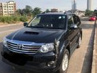 Rent a Car Fortuner