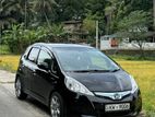 Rent A Car | Honda Fit 2013