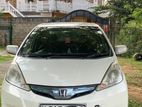 Rent a Car Honda Fit