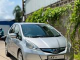 Rent A Car - Honda Fit