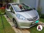 Rent a car - Honda Fit