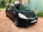 Rent A Car-Honda Fit Gp1
