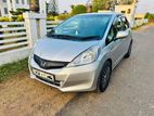 Rent A Car - Honda Fit GP1