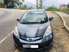 Rent a car - Honda Fit Shuttle