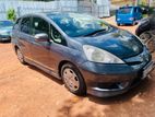 Rent A car-Honda Fit Shuttle