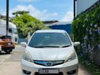 Rent A Car - Honda Fit Shuttle