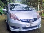 Rent a car - Honda Fit Shuttle