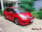 Rent a car - Honda Fit Shuttle