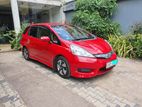 Rent a car - Honda Fit Shuttle