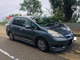 Rent a Car - Honda Fit Shuttle (HYBRID)