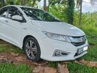 Rent A Car- Honda Grace (Hybrid)