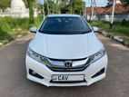 Rent A Car - Honda Grace Hybrid