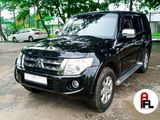 Rent A Car - Mitsubishi Montero 2016