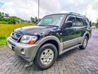 Rent a car - Mitsubishi Montero