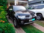 Rent a Car - Mitsubishi Montero Sport