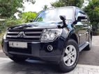 Rent A Car Mitsubishi Montero V93 -Long Term Only