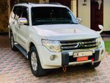 Rent a Car Mitsubishi Montero V98 (Long Term Only)