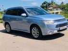 Rent a Car Mitsubishi Outlander