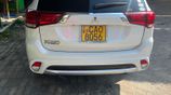 Rent A Car - Mitsubishi Outlander