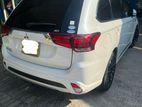 Rent a Car - Mitsubishi Outlander
