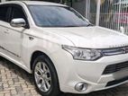 Rent a Car Mitsubishi Outlander