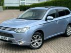 Rent a Car Mitsubishi Outlander