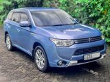 Rent a Car Mitsubishi Outlander
