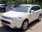 Rent a Car Mitsubishi Outlander