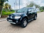 Rent A Car-Montero Sport