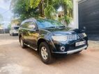 Rent A Car- Montero Sport
