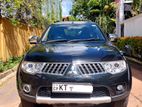 Rent A Car - Montero Sport Jeep