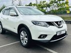 Rent a Car Nissan Extrail