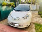 Rent a car | Nissan Leaf Hybrid