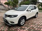 Rent a Car Nissan X-Trail