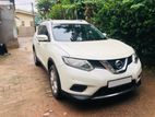 Rent a car \\ Nissan X-Trail Hybrid .