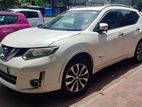Rent a Car - Nissan XTrail Hybrid SUV