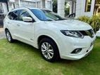 rent a car - Nissan Xtrail hybrid suv