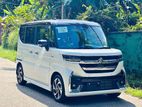 Rent A Car Suzuki Spacia 2025