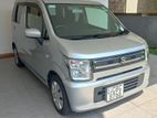 RENT A CAR SUZUKI WAGGON R