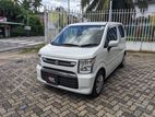 Rent A Car - Suzuki Wagon R 2025