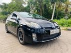 Rent A Car - Toyota 3rd Gen Prius (Hybrid)